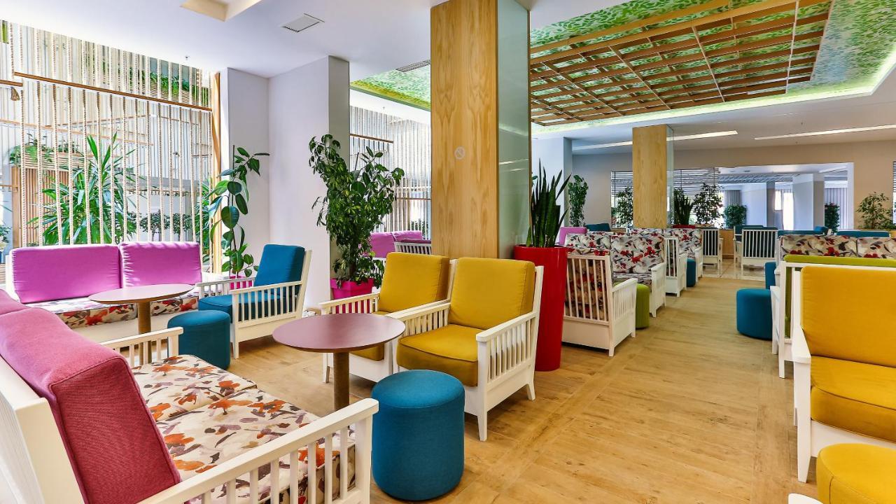 Carine Hotel Park 比耶拉 外观 照片