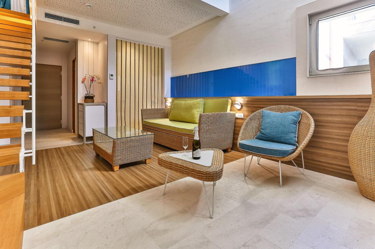 Carine Hotel Park 比耶拉 外观 照片
